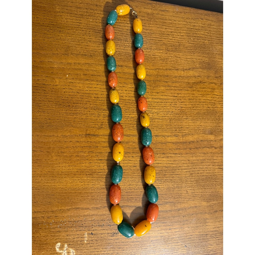 Vintage Chunky Multi Color Oval Bead Necklace Green Yellow Orange 29 Inch - Picture 7 of 7